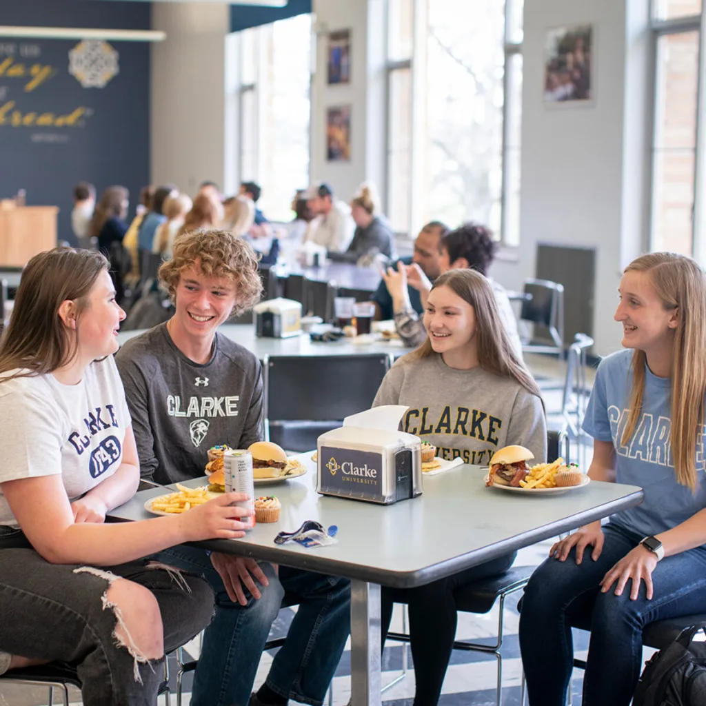 Iowa’s best colleges, according to their food options